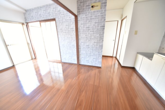 苔口マンションの居間・リビング