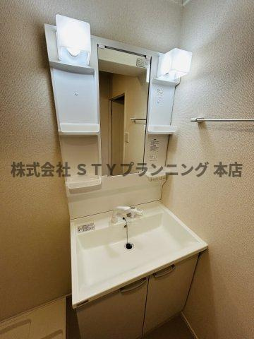 仲介手数料０円！グレース井ヶ谷の独立洗面台