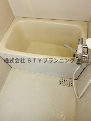 仲介手数料０円！グレース井ヶ谷の浴室