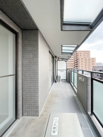 ファミール岡本のバルコニー