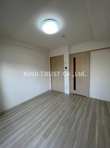 ドゥーエ本庄の居間・リビング|ゆったりとした居間です