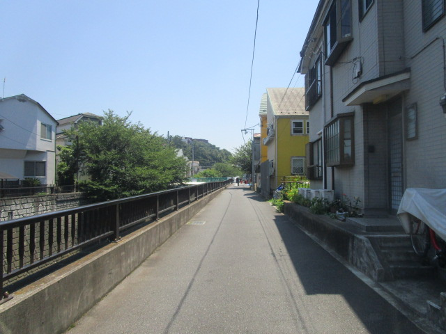 中野区上高田５丁目の一棟アパートの周辺