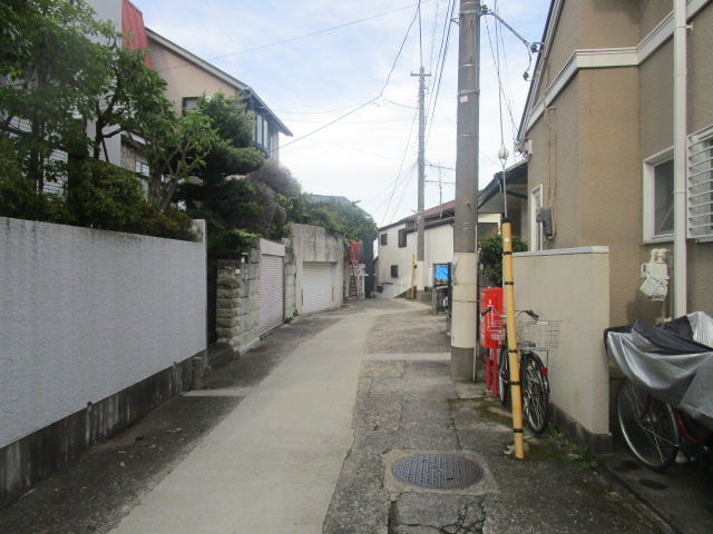 中野区上高田５丁目の一棟アパートの周辺