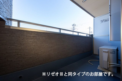 【バルコニー】 | ヒカルサ枚方村野 | 陽当たり良好なバルコニーです