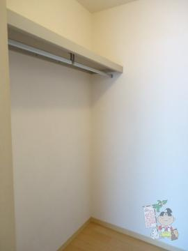 ラ・パルテール新屋敷　Ⅰの収納|ウォークインクローゼット