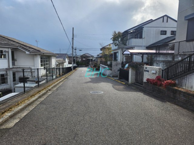 【前面道路含む現地写真】 | 仰木の里東６丁目