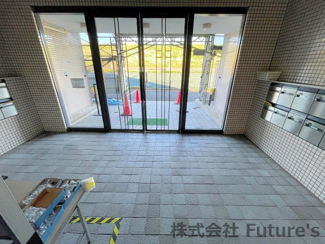 グリーンパーク早稲田Ⅱリバースクエアのエントランス|広々としたエントランスです