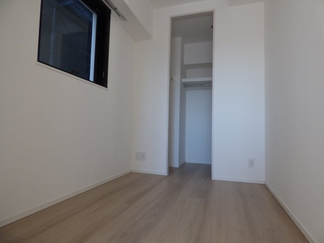 【寝室】クレインメゾン新川通 