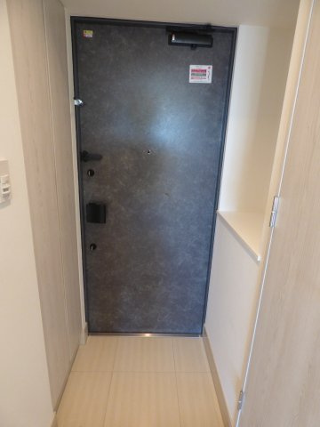 【玄関】クレインメゾン新川通 