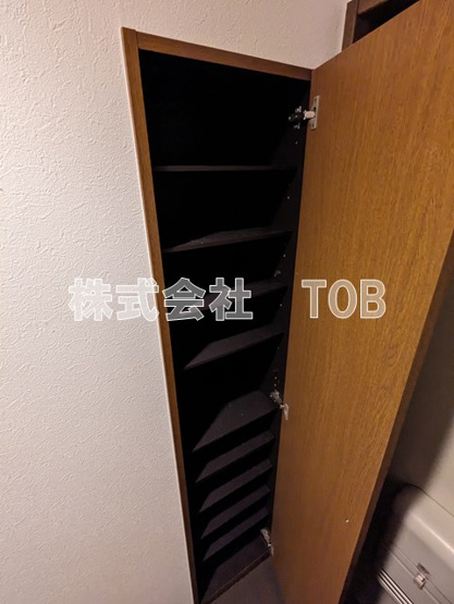 【設備】 | コーボック国領 | シューズボックス①※クリーニング中の撮影※