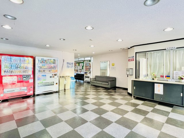 高崎セントラルハイツのエントランス|広々としたエントランスホール