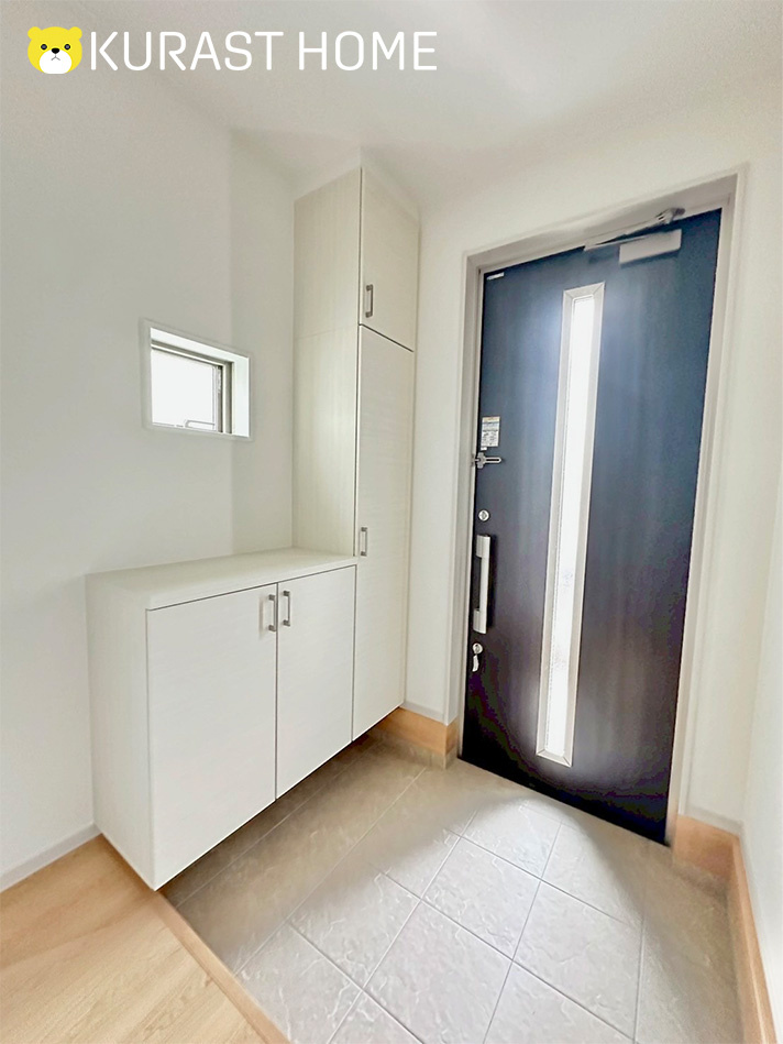 京都市西京区大原野紅葉町　新築戸建の玄関