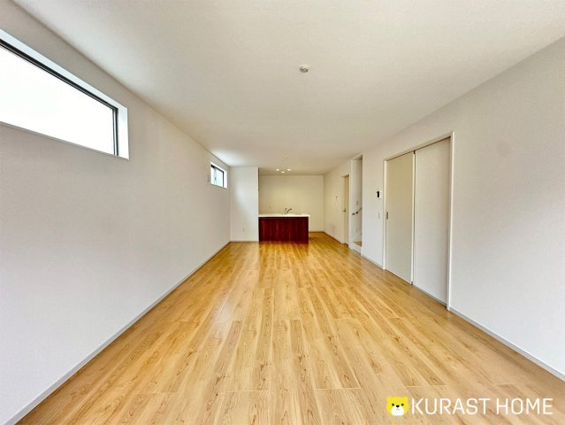 京都市西京区大原野紅葉町　新築戸建の居間・リビング