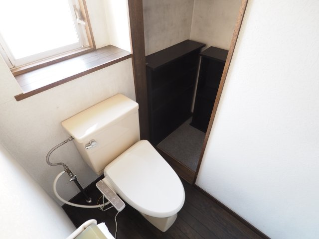 片倉１丁目戸建のトイレ