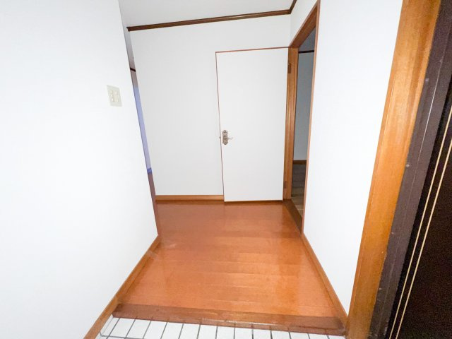 コーポエクセルⅠの玄関