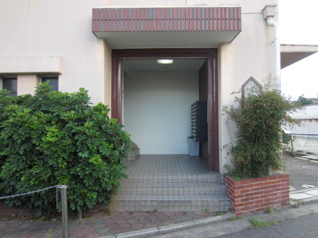【エントランス】