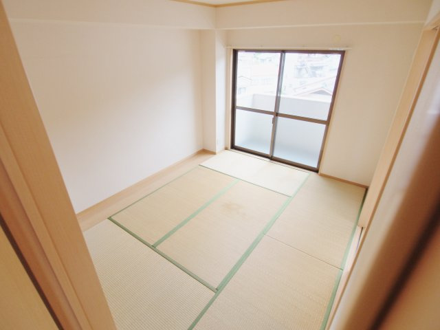 サンハイツの和室