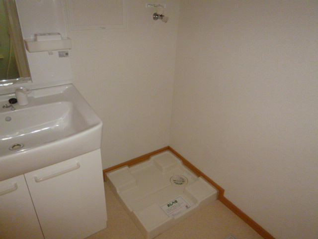 倉敷市福田町古新田のアパートのその他|洗濯機置き場