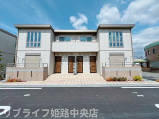 【外観】 | Wing　Court B | 美しいタイル張りの外観