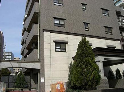 【外観】 | ライオンズマンション府中宮西 | 京王線「府中」駅徒歩5分、南武線・武蔵野線「府中本町」駅徒歩９分の好立地です。