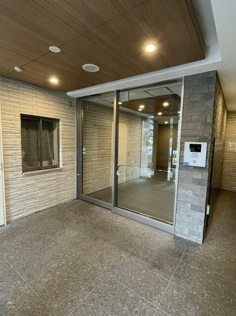 【エントランス】