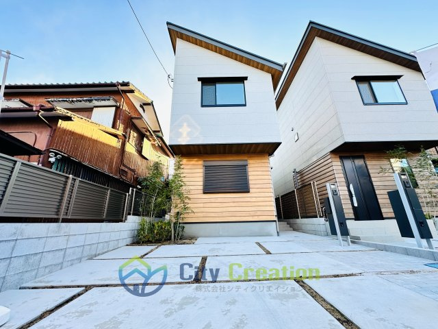 藤沢市鵠沼松が岡　デザイナーズハウスの外観