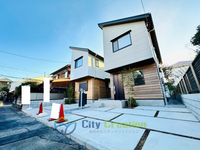 藤沢市鵠沼松が岡　デザイナーズハウスの外観