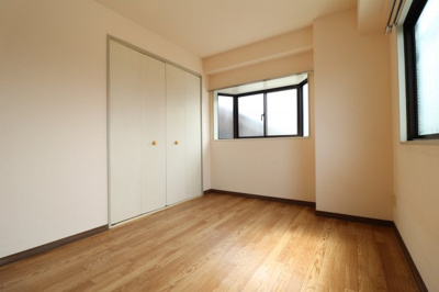 【寝室】 | マカハイースト