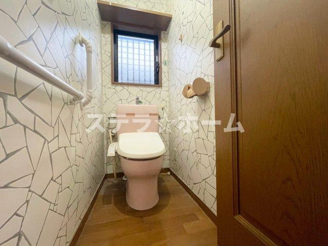 豊新1 中古戸建のトイレ|コンパクトで使いやすいトイレです