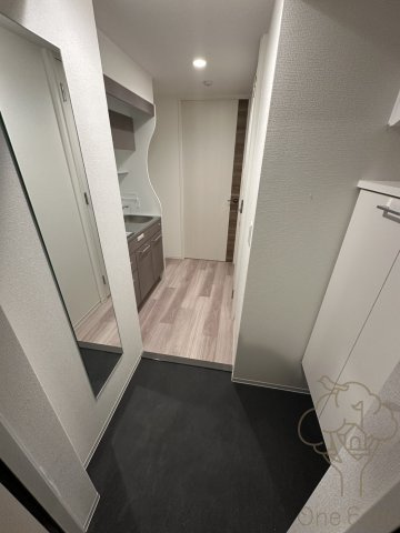 セレニテフラン新大阪の玄関