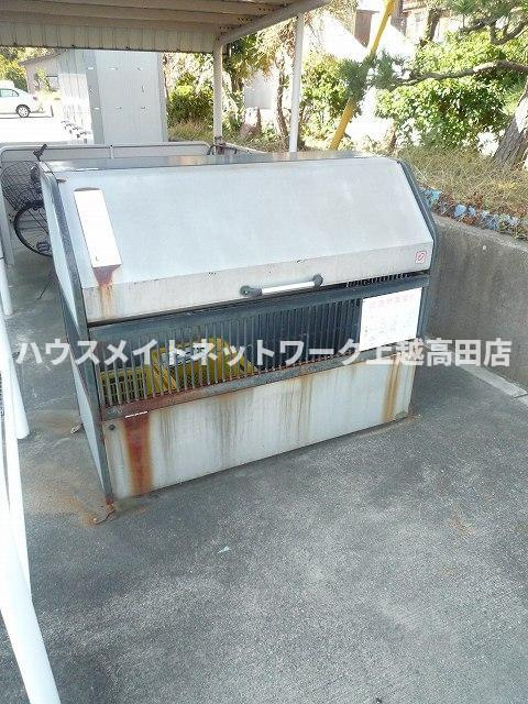エレガンシア・ＫＯＫＵＨＵのその他共用部分|ゴミステーション（市回収）