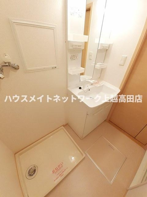 エレガンシア・ＫＯＫＵＨＵの洗面所|洗髪洗面化粧台・洗濯機置場