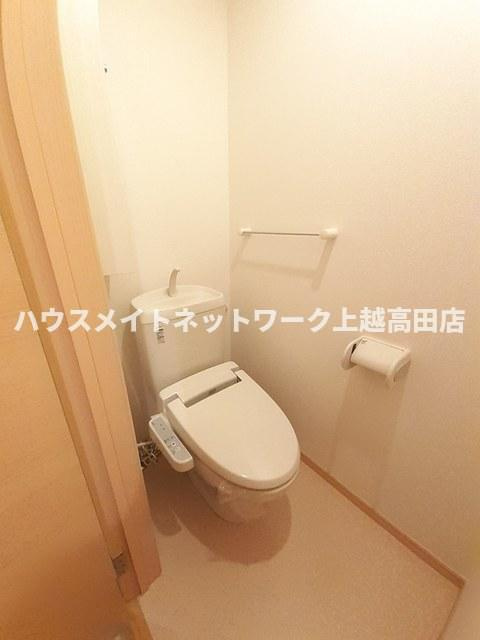 エレガンシア・ＫＯＫＵＨＵのトイレ|温水洗浄暖房便座