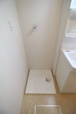 【設備】 | フェアリーテール | 室内洗濯機置場