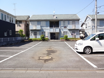 敷地内駐車場有ります(要空き確認）
