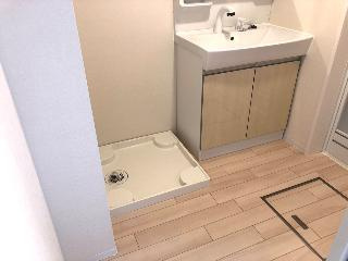 富山市高木西のアパートの洗面所|洗面（イメージ）