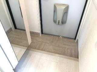 富山市高木西のアパートの玄関|玄関（イメージ）