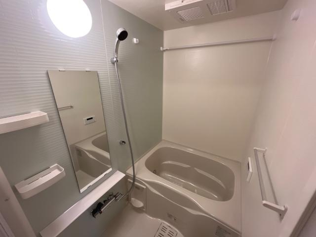 富山市高木西のアパートの浴室|バス（イメージ）