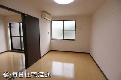 【寝室】 | ひまわり