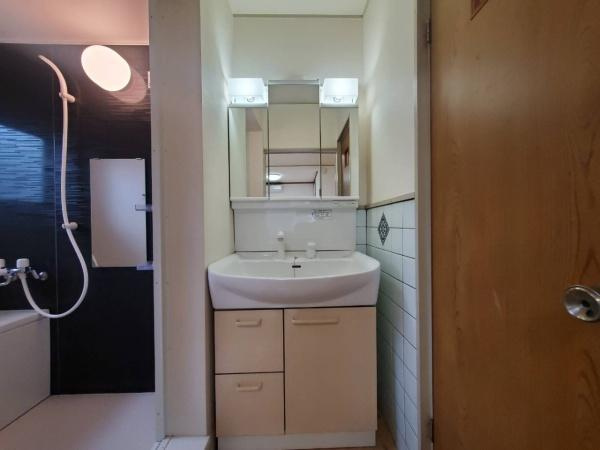 グランディール西浜の独立洗面台