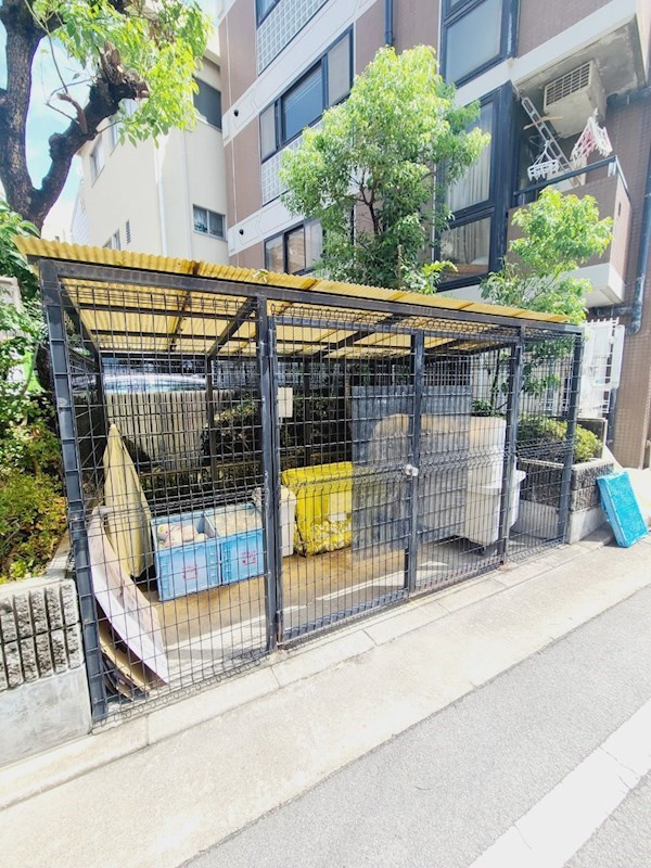 ダンディライオン西宮Ⅱの外観