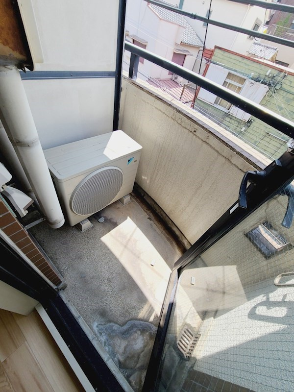 ダンディライオン西宮Ⅱのバルコニー