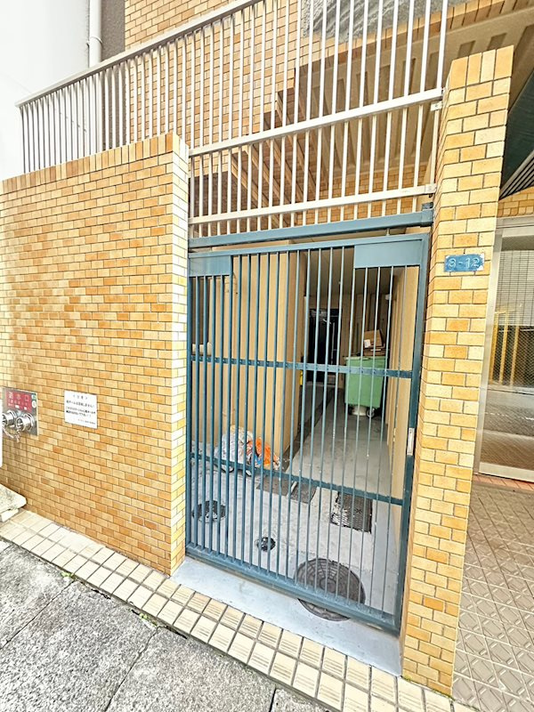 ダイアパレス新神戸の外観