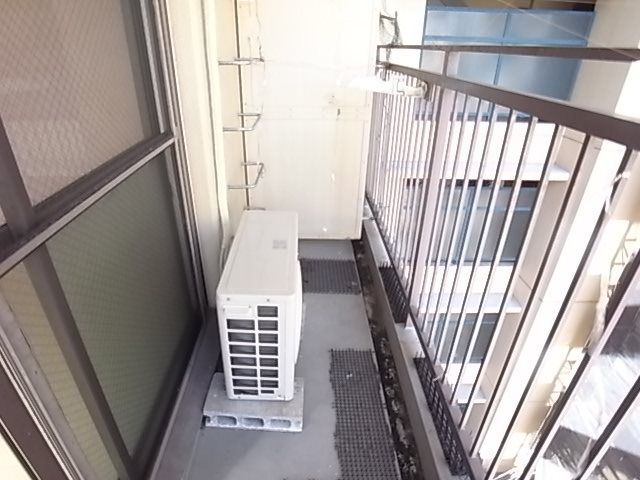 ダイアパレス新神戸のバルコニー