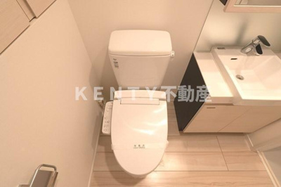 【トイレ】 | ＡＬＴＥＲＮＡ南大井 | 清潔感のあるトイレです