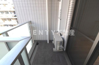 【バルコニー】 | ＡＬＴＥＲＮＡ南大井 | 暖かな日差しのふりそそぐバルコニー