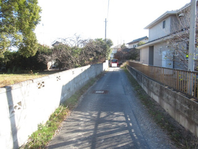 【前面道路含む現地写真】 | 熊谷市小曽根 550万 土地