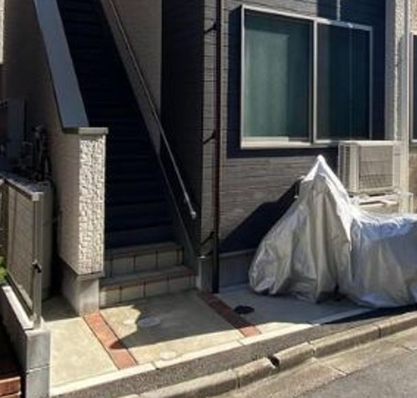 ハーモニーテラス西ヶ原のエントランス