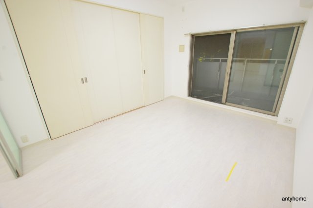 ルクレ阿波座レジデンス　仲介手数料無料の洋室
