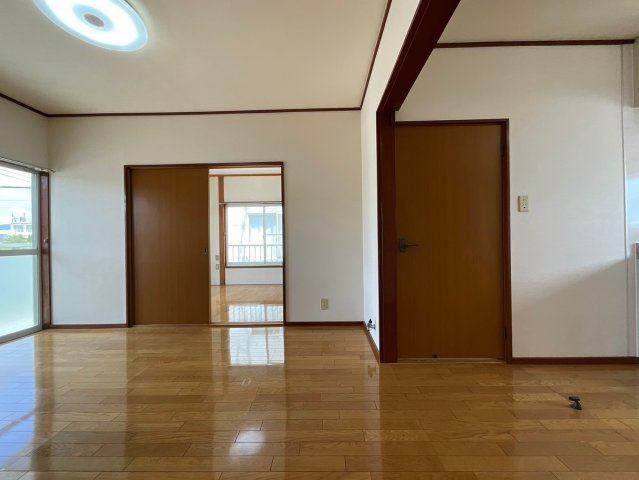 ストリートの居間・リビング